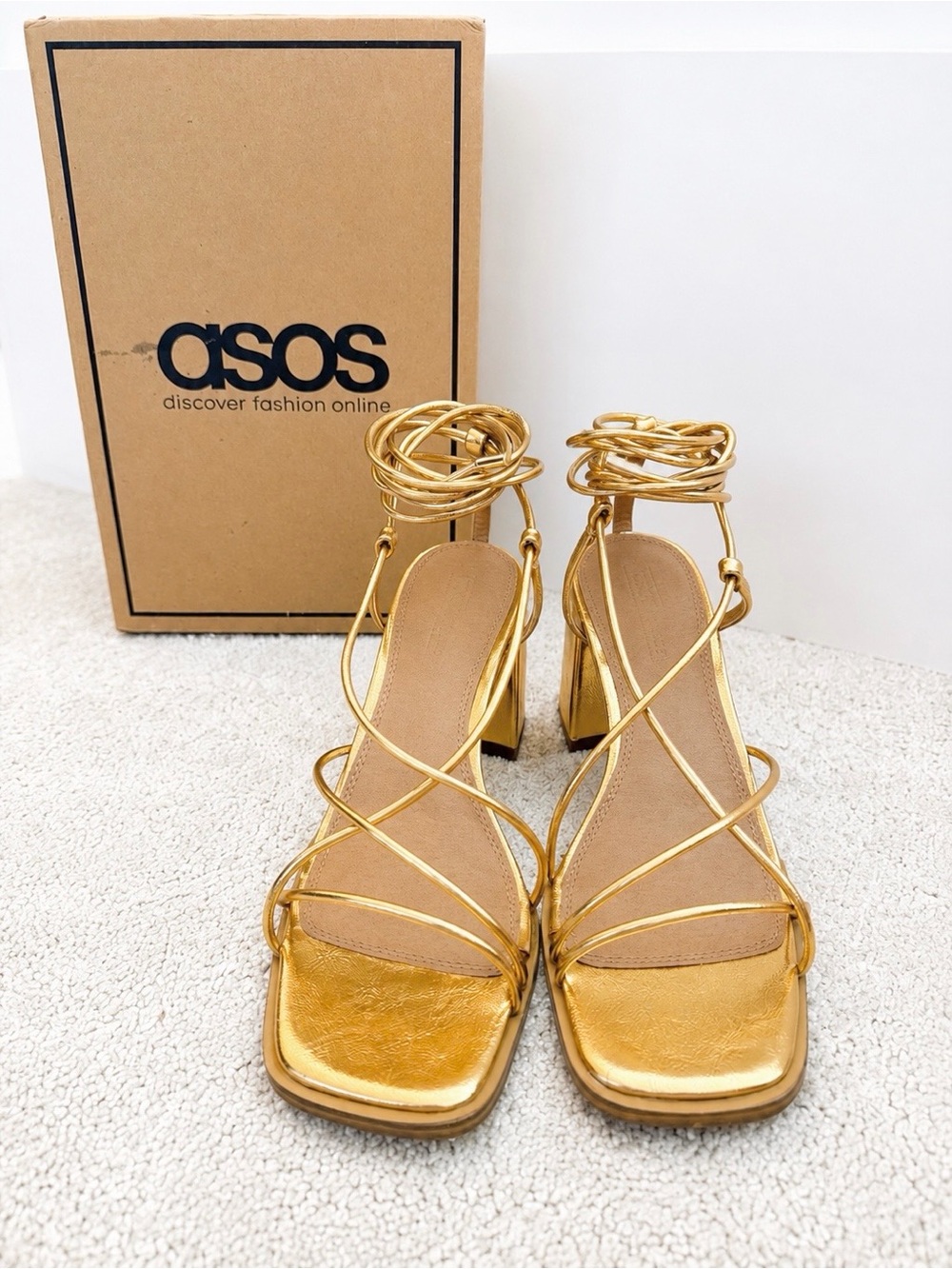 ASOS DESIGN Hideout Gold Metallic Lace-Up Block Heel Sandals Size 8 NWT